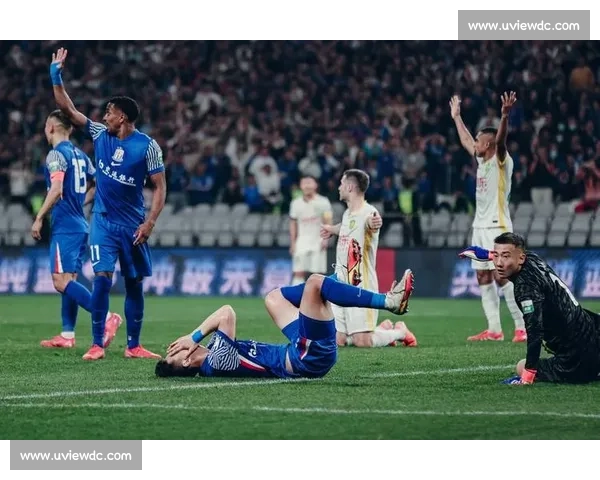 海港 4-2 梅州领跑，玉昆 4-4 逼平申花！中超三强争冠白热化，河南队深陷保级泥潭